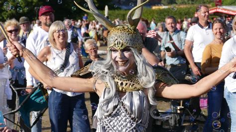 Kleines Fest Im Gro En Park In Ludwigslust Svz