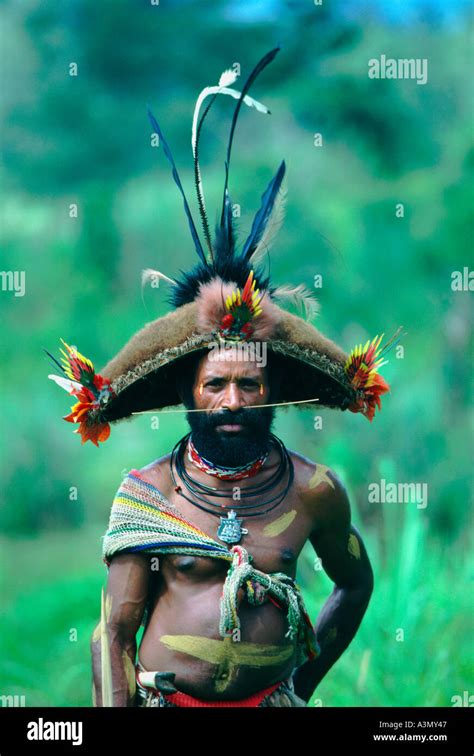 A Huli Tribesman Wearing The Warrior S Traditional Human Hair Wig Tari Southern Highlands Papua