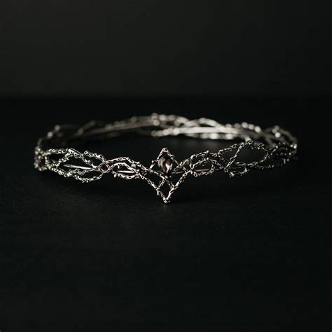 Kings Crown In Silver And Gray White Gold Color Metal With Gray Color