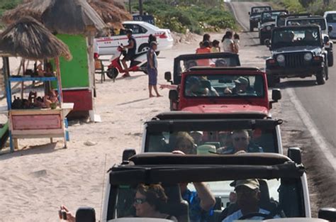 Aventura en Jeep y Snorkel desde Cancún