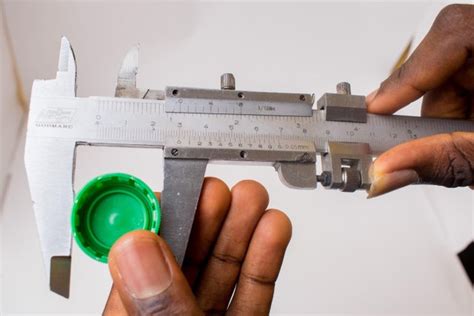 Experiment Diameter Of Bob Using Vernier Calliper Th Class Atelier