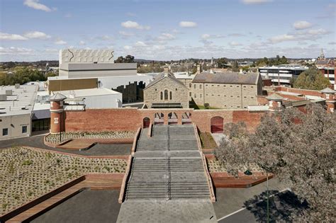 Ulumbarra Theatre / Y2 Architecture | ArchDaily