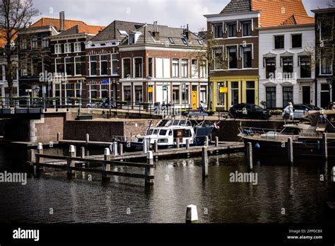 Gorinchem Berblick Ber Das Historische Lingehaven Von Gorinchem