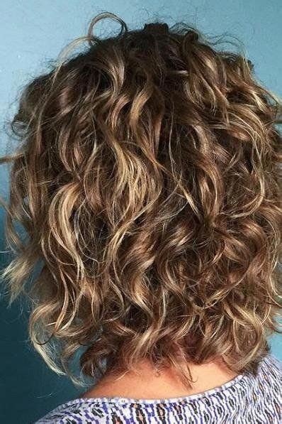 13 Top Notch Cute Hairstyles For Medium Curly Hair With Layers