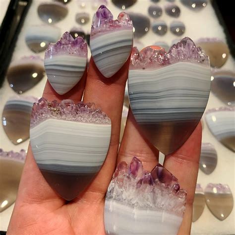 Geology Tweets On Twitter Polished Agate With Amethyst Crystals Top