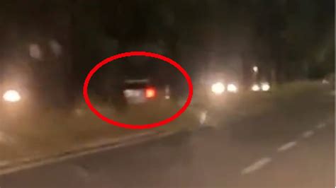 Auto Contromano In Via Di Portonaccio Il Video Finisce Sui Social