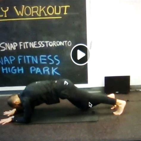 Plank Knee Taps by Elizabeth Brown - Exercise How-to - Skimble