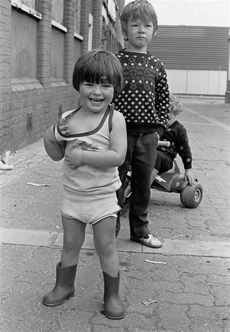 Stunning Vintage Photos Of Traveller's Children In 1980s London ...