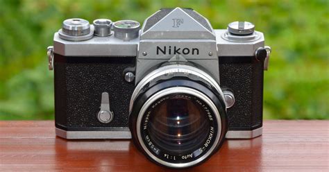 Nikon F