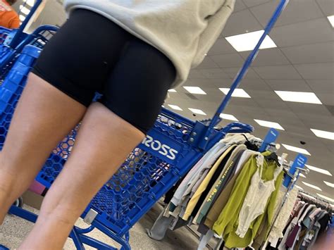 Blonde Milf Bubble Butt At Ross Short Shorts Volleyball Forum