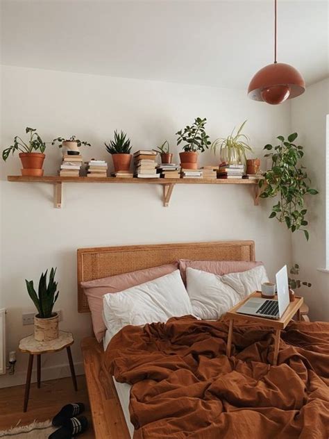 9 Trik Bikin Kamar Lebih Cozy Budget Tipis Tapi Estetik