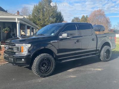 Ford F With X Arkon Off Road Caesar And R