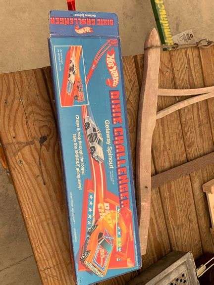 Dixie Challenger Hot Wheels Schmid Auction