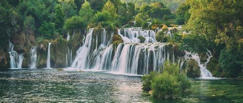 Premium Photo | Waterfalls at krka