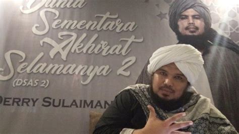 Biografi Ustadz Derry Sulaiman Gambaran