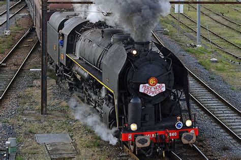 Le train du Père Noël de Bourges à Nevers 14 Décembre 2024 AAATV