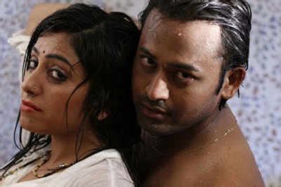 Rahul Raj And Pallavi S Hot Romance Bhojpuri Movie News Times Of India