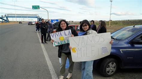 Milei Viaja A La Ant Rtida Para Visitar Las Bases Marambio Y Esperanza