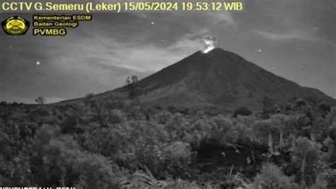 Gunung Semeru Erupsi Lagi Letusan Menyembur Hingga 600 Meter ERAKINI ID