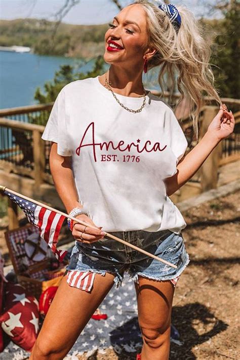 Patriotic Shirts for Women: 22 Ideas Trendy Designs, DIY Ideas & Casual ...