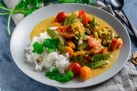 Straße Median Kontaminiert vegetarische curry pfanne Region Ätna Schmiede