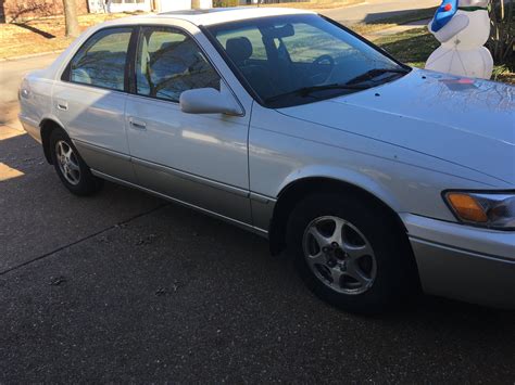 1999 Gold Toyota Camry Modle