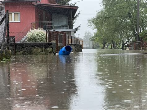 Obilne kiše izazvale poplave Vanredno hidrološko stanje na području