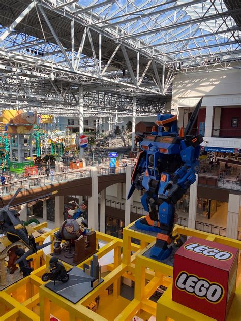 The Mall Of America In Bloomington, Minnesota - The LEGO Store ...