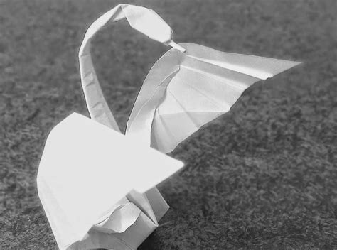 How To Make An Easy Origami Swan Origami Easy Origami