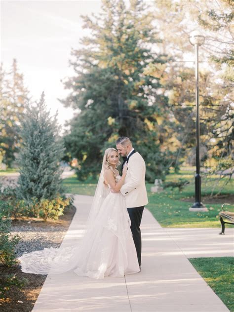 Meadow Muse Wedding Pavilion Calgary - Calgary Wedding Photographers