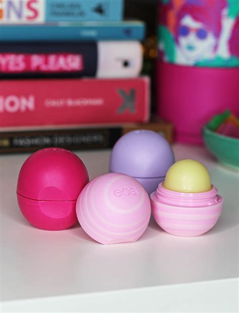 Eos Holiday Lip Balm Trio Sphere Set Wildberry Passion Fruit And Honey Apple All Things