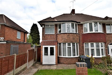 3 Bed Semi Detached House For Sale In Ryde Park Road Rednal