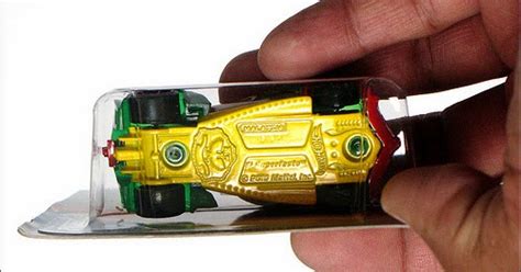 Hk Miguelito Plastimodelismo Y Coleccionables Las Bases De Los Hot Wheels Tienen Cosas