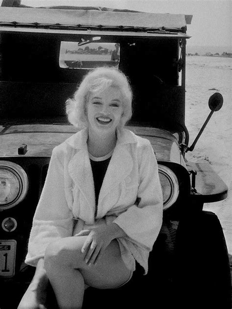 Marilyn Monroe On The Set Of Some Like It Hot 1958 Marilyn Monroe Marilyn Marilyn Monroe