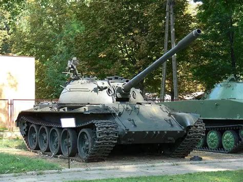 IMCDb.org: Uralvagonzavod T-55 in "Бородач (Beardo), 2016"