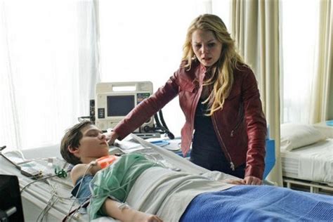 Once Upon A Time Season 1 Finale ‘A Land Without Magic’ Live Recap 5/13 ...