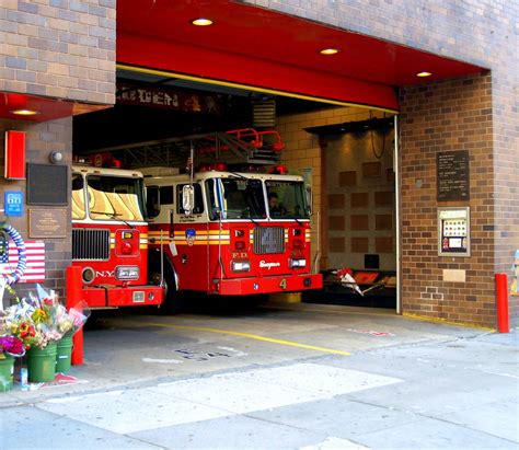 FDNY Fire Department New York City Engine 54 Ladder 4 Ba Flickr