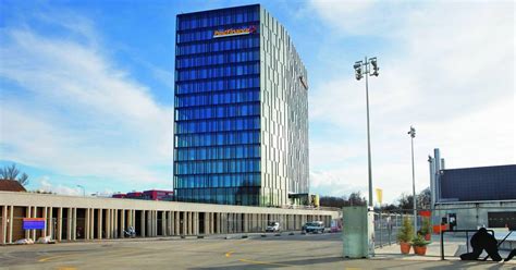 postfinance baut stellen ab und  sich auf das digitalgeschaft