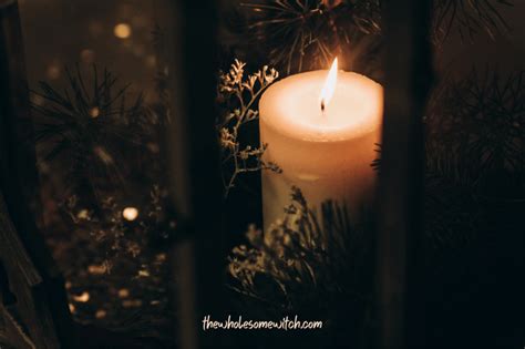 3 Simple Yule Rituals to Perform this Year - The Wholesome Witch