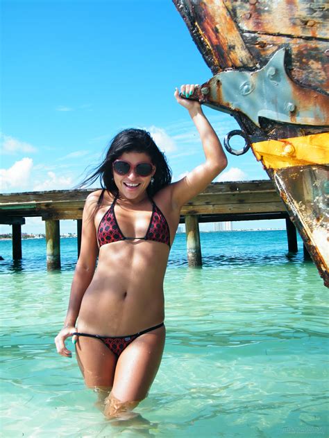 Bikini Model Mimi AI Enhanced DSCF9768 Topaz Denoise Faceai Porn Pic