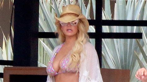 Pantera Calendario Consejo Jessica Simpson En Bikini S T Ecuación Laboratorio