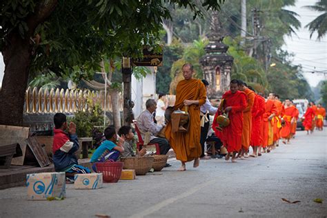 Buddhism – Main Religion in Laos - Laos Tours