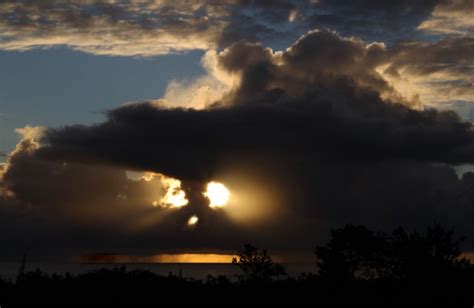 Halloween sunrise in Hawaii | Earth | EarthSky