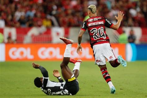 Matheuzinho Do Flamengo Desabafa Ap S Sofrer Fratura Contra O Vasco