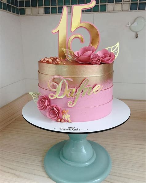 Modelo De Bolo De 15anos - 110 modelos de bolo de 15 anos como fazer o seu – Artofit
