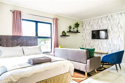 The Best Sandton Cottages Villas With Prices Find Holiday Homes