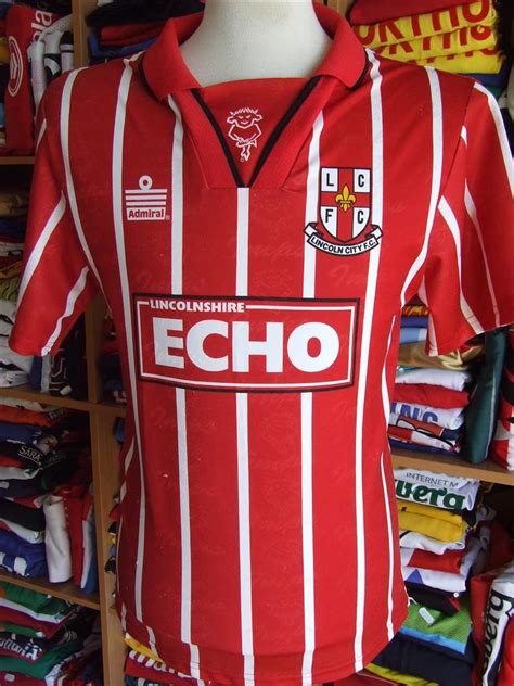 Lincoln City 1995-96 Home Kit