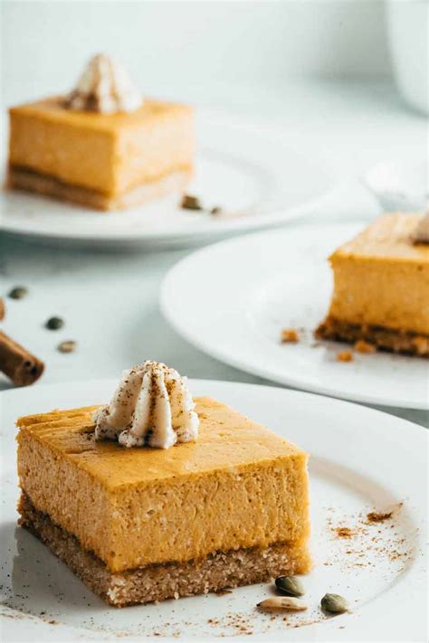 The Best Keto Pumpkin Cheesecake