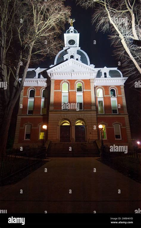 The Old Warren County Courthouse In Warren Pa Usa Stock Photo Alamy