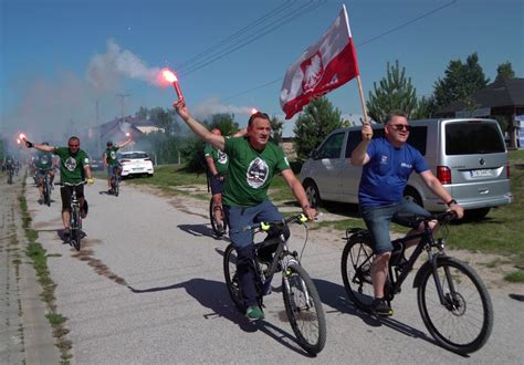 Rekordowa Frekwencja Na Rajdzie Rowerowym Na Cze Narodowych Si